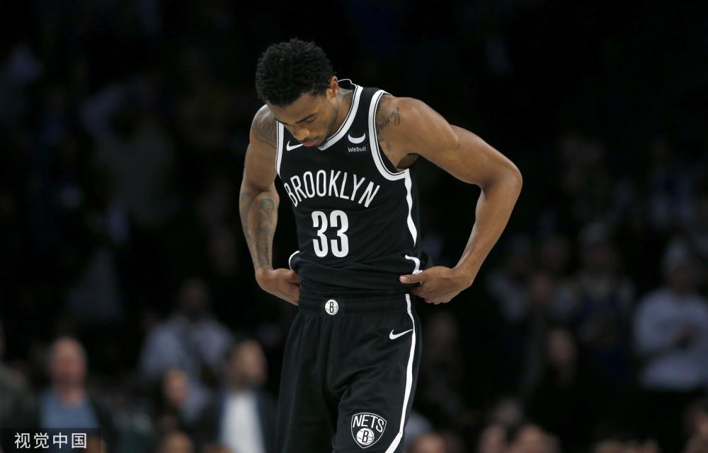 防守反击型 防守反击型