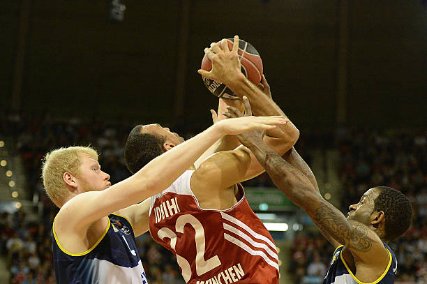 多尔的用人 多尔的用人