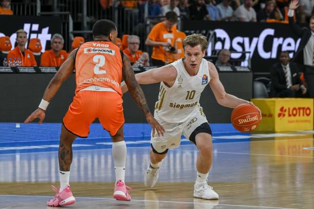 以下四项极 以下四项极